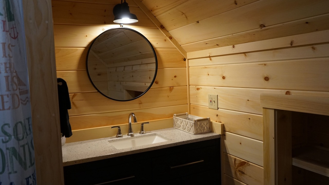 Photo of Bathroom in Beaver Cove