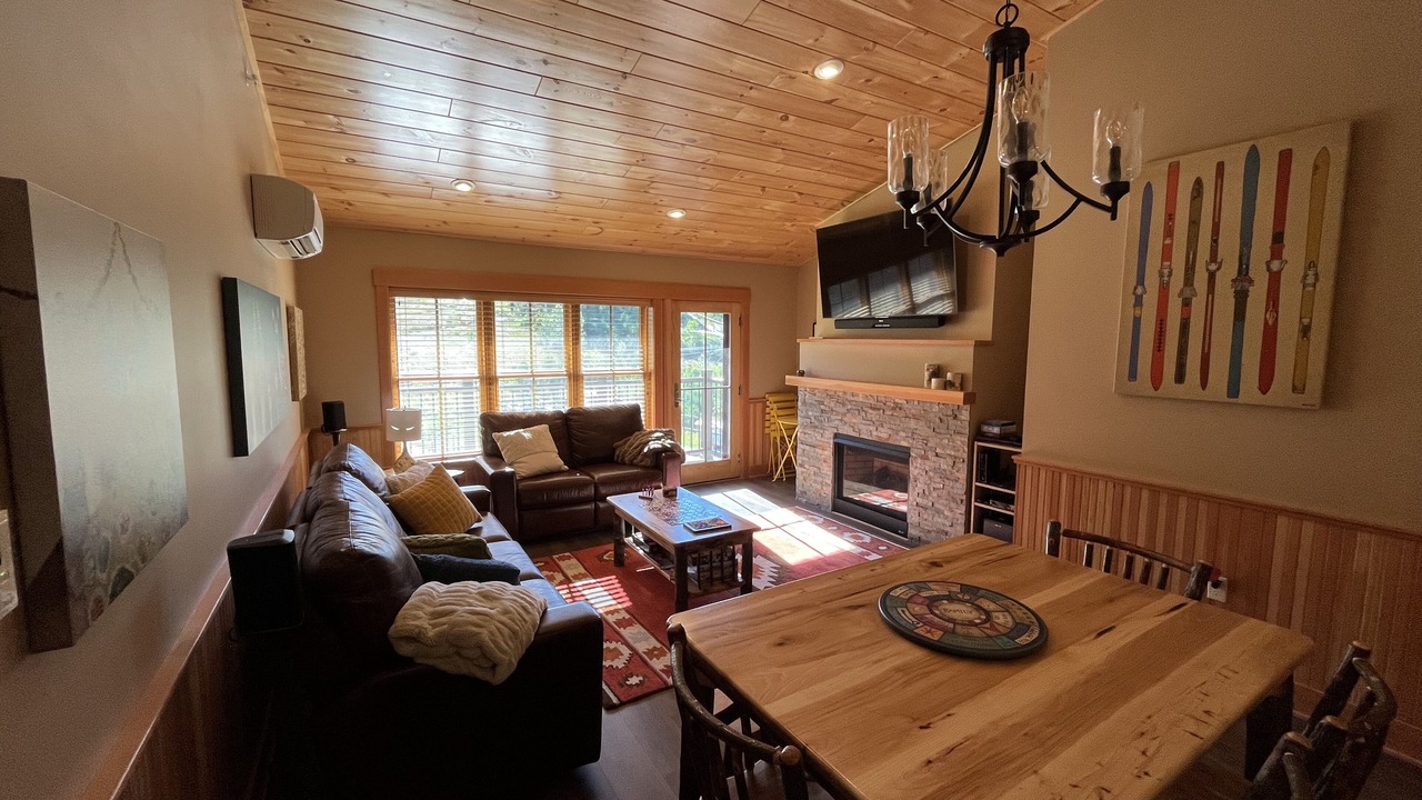 Photo of Livingroom in North Conway