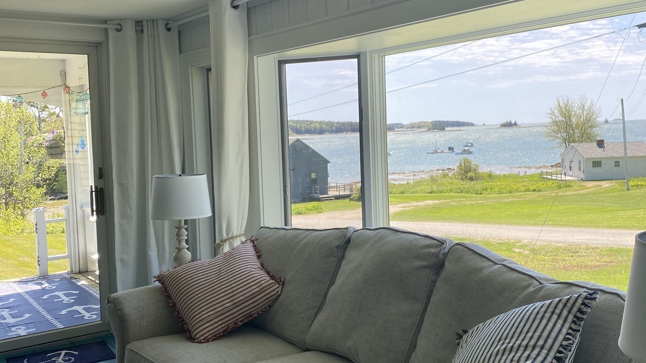 Photo of Livingroom in Medomak