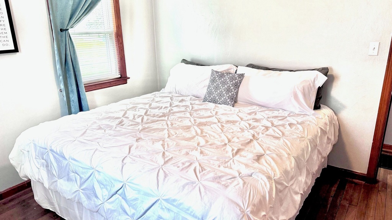 Photo of Bedroom in Slippery Rock