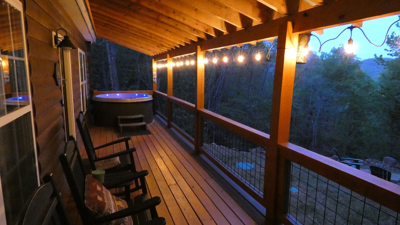 Photo of Patio Balcony in Cullowhee