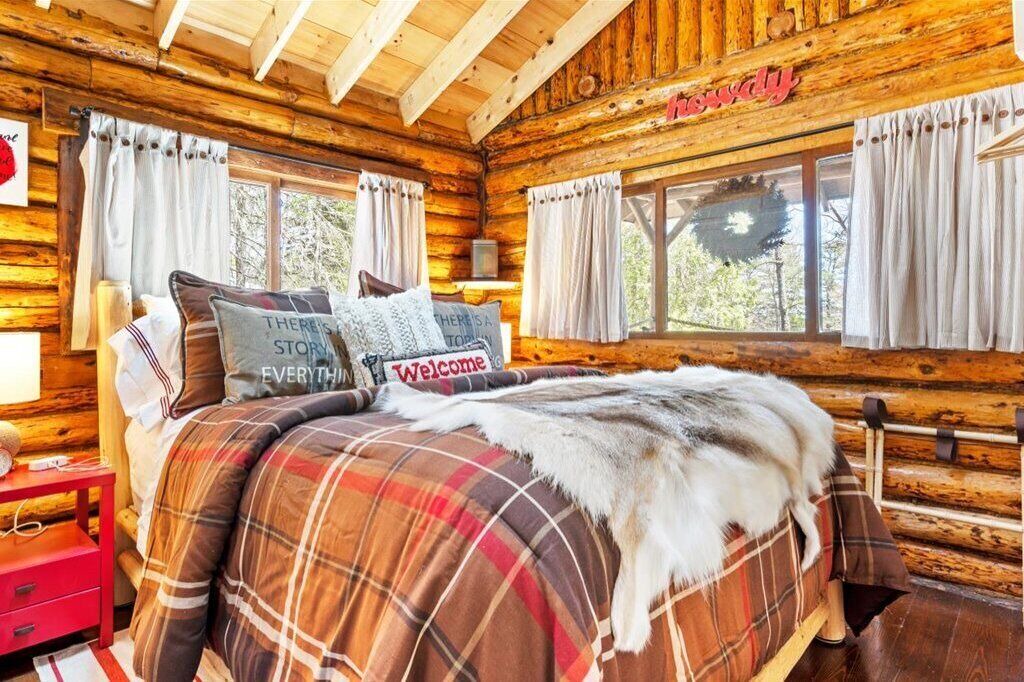 Photo of Bedroom in Boothbay Harbor