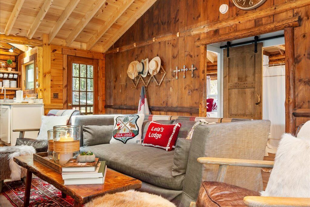 Photo of Livingroom in Boothbay Harbor