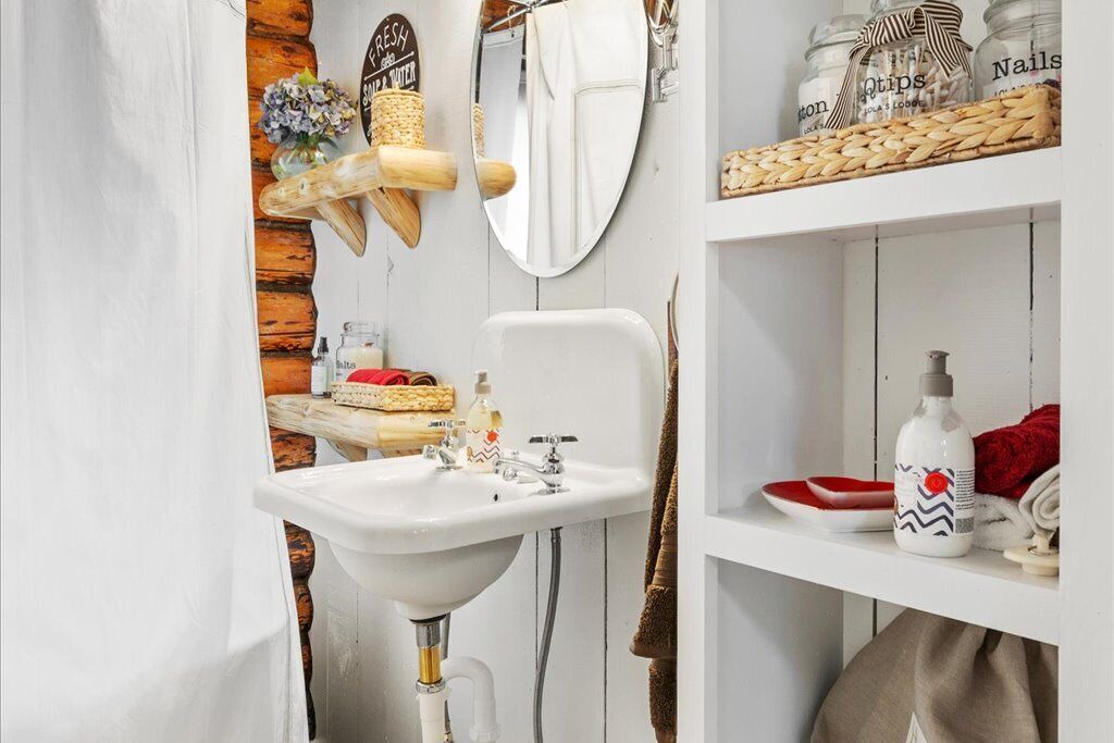 Photo of Bathroom in Boothbay Harbor