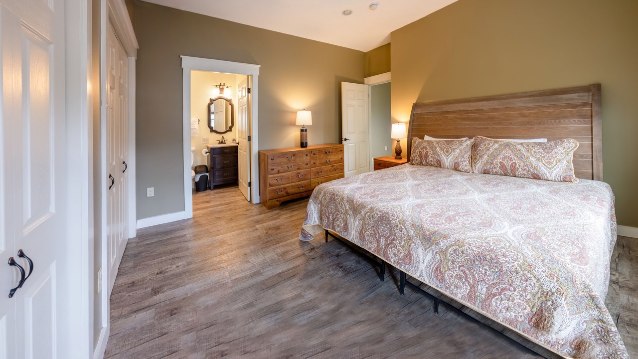 Photo of Bedroom in Ellsworth
