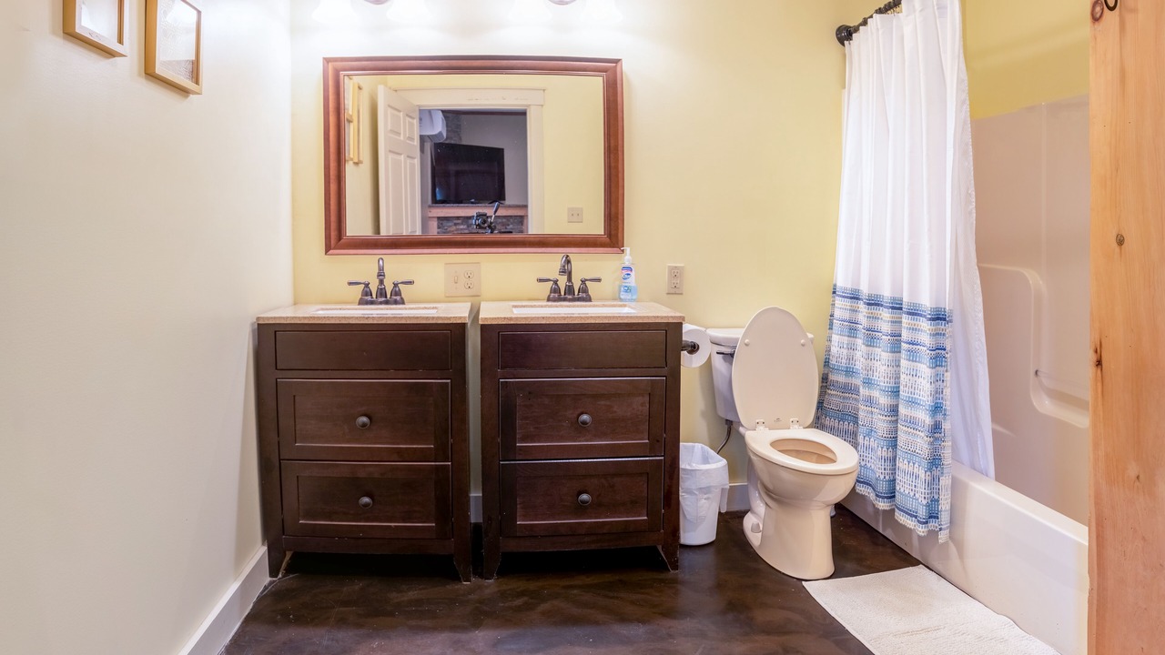Photo of Bathroom in Ellsworth