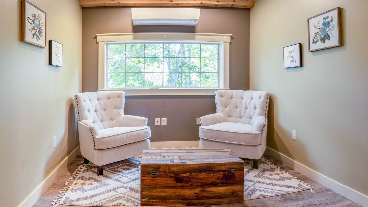 Photo of Livingroom in Ellsworth