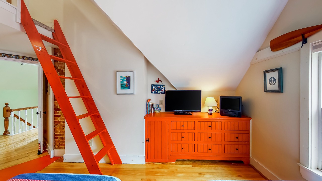 Photo of Bedroom in Boothbay Harbor