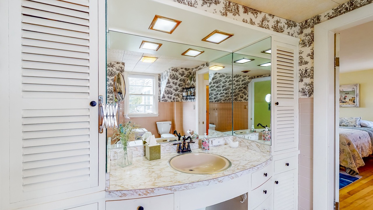 Photo of Bathroom in Boothbay Harbor