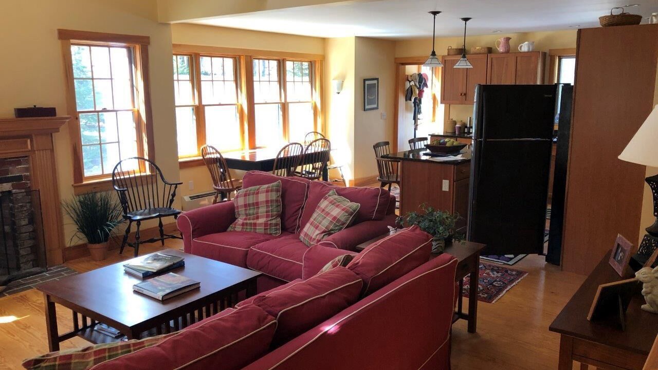 Photo of Livingroom in New Harbor