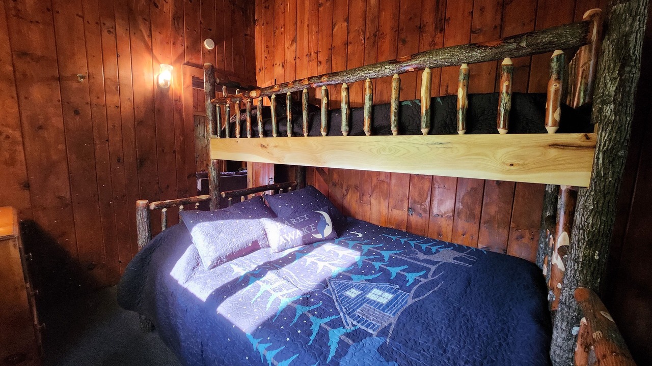 Photo of Bedroom in Lake George