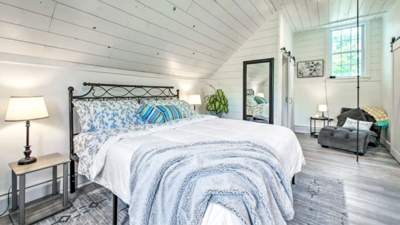 Photo of Bedroom in Bath