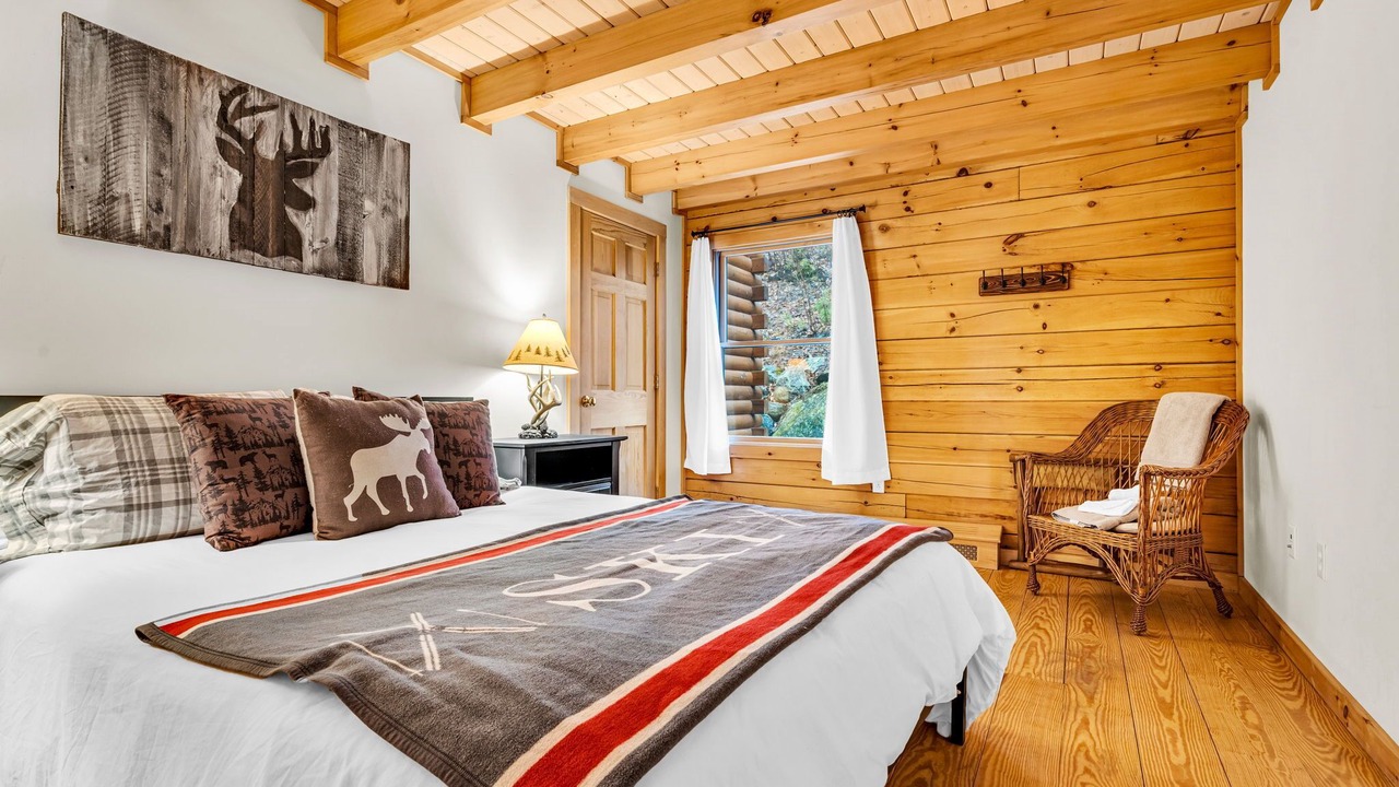 Photo of Bedroom in Sunday River Area