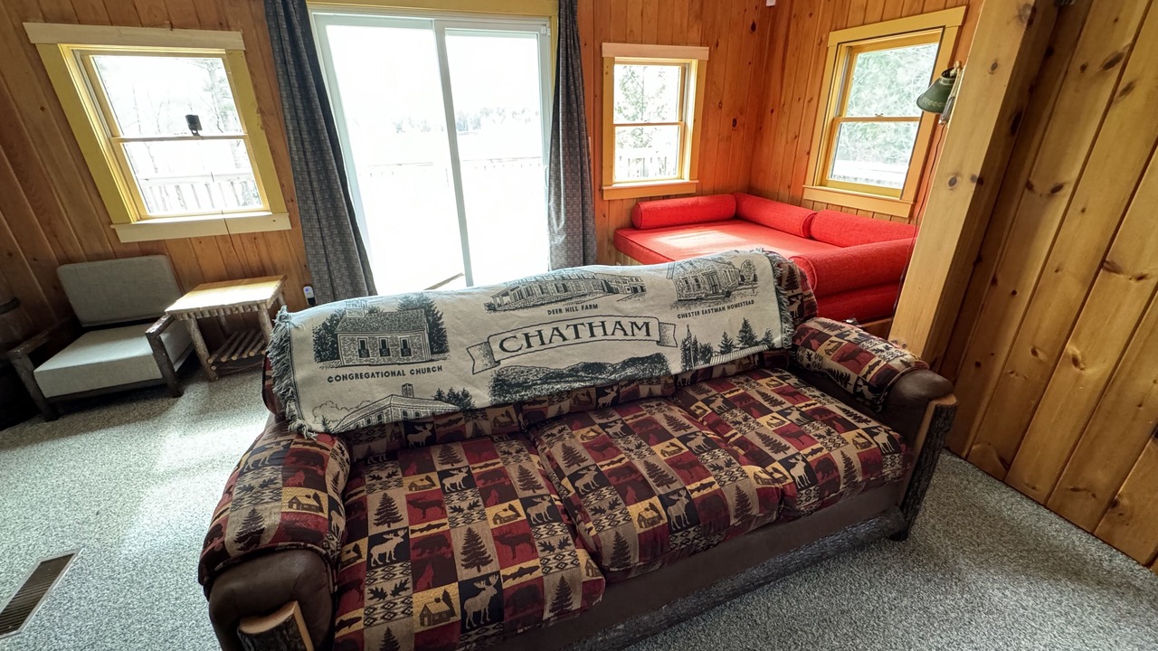 Photo of Livingroom in Chatham