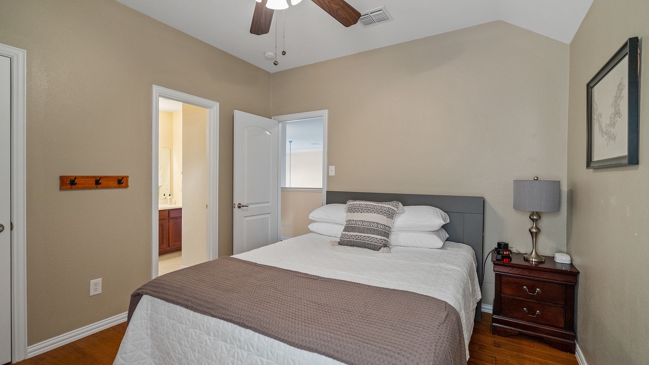 Photo of Bedroom in Allen