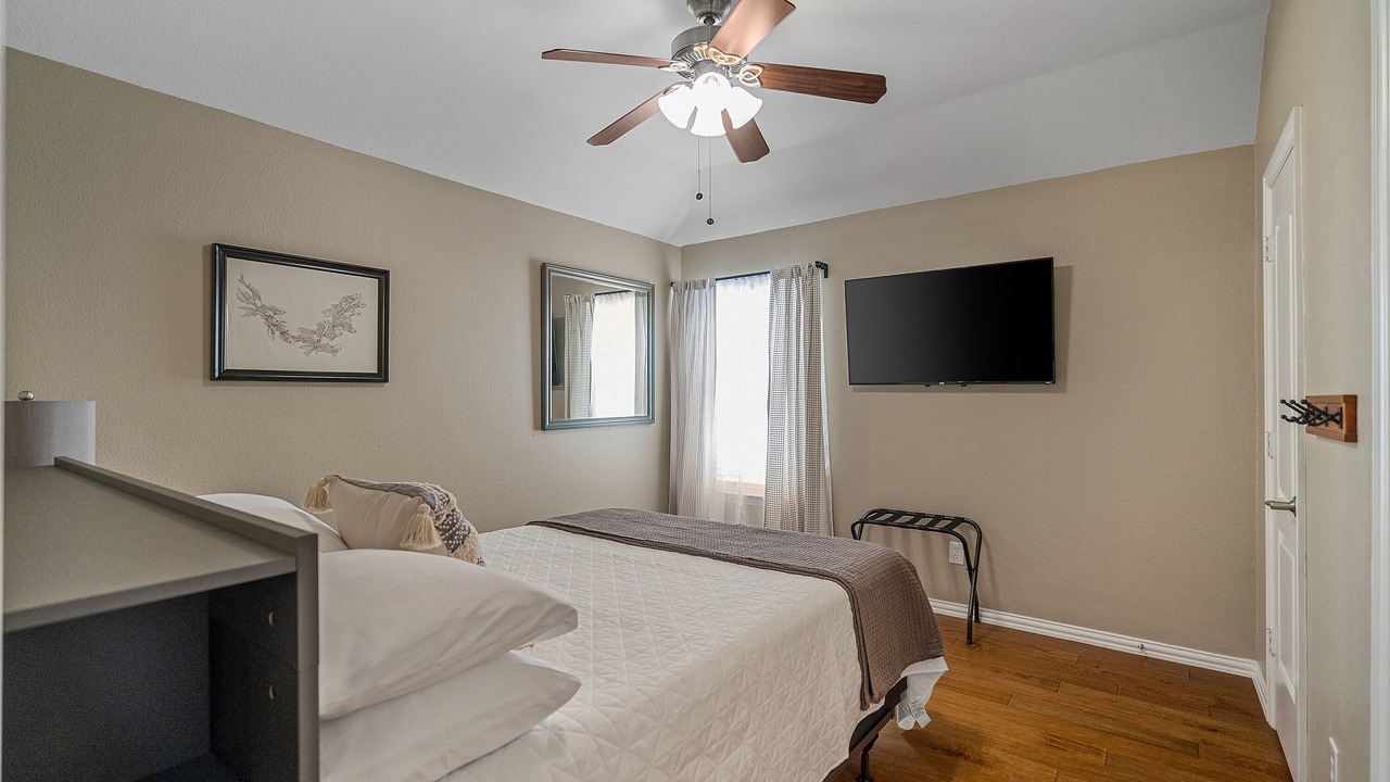 Photo of Bedroom in Allen