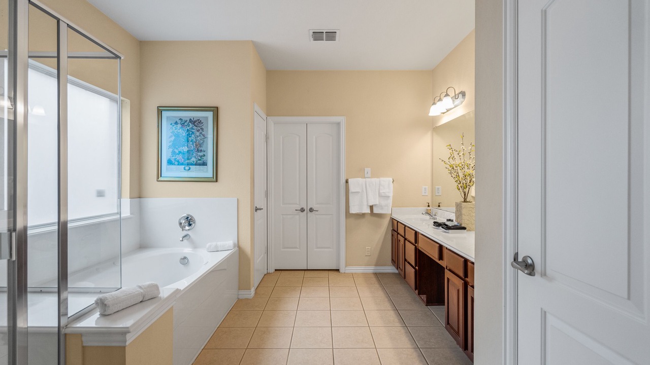 Photo of Bathroom in Allen