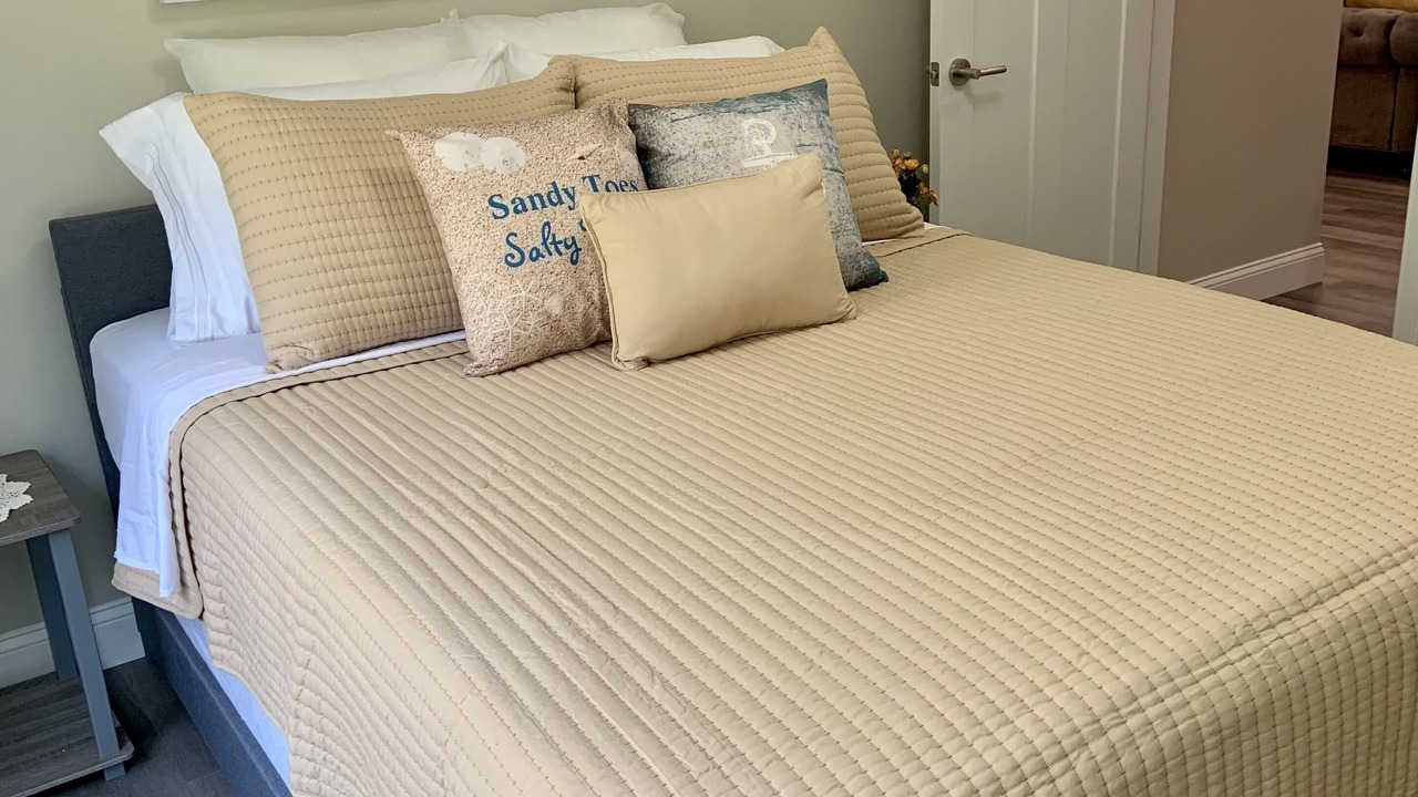 Photo of Bedroom in Bayville