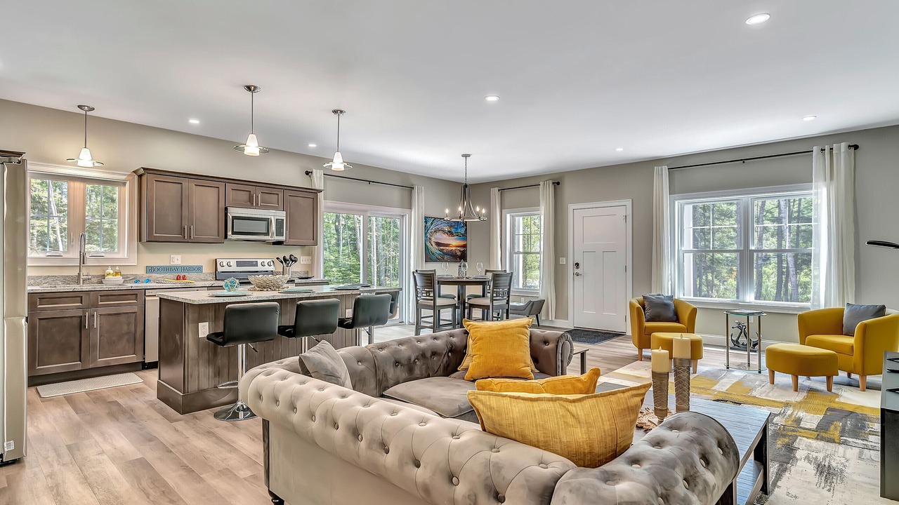 Photo of Livingroom in Bayville