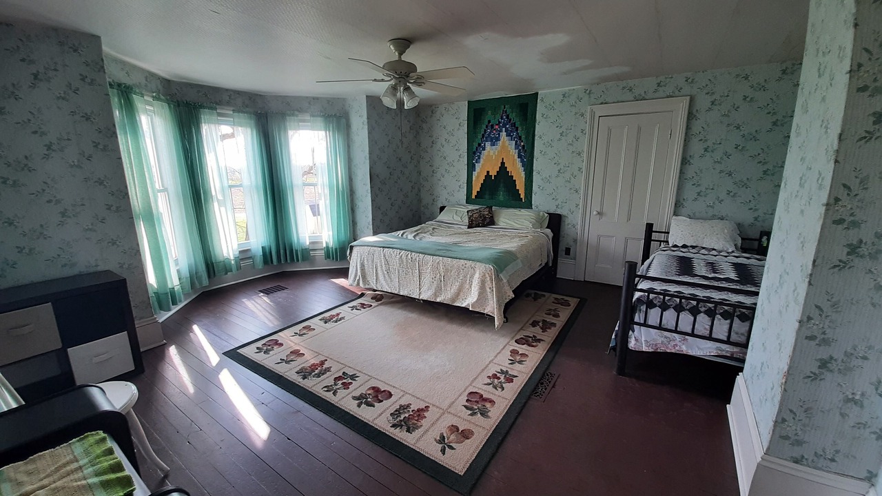 Photo of Bedroom in Town of Torrey