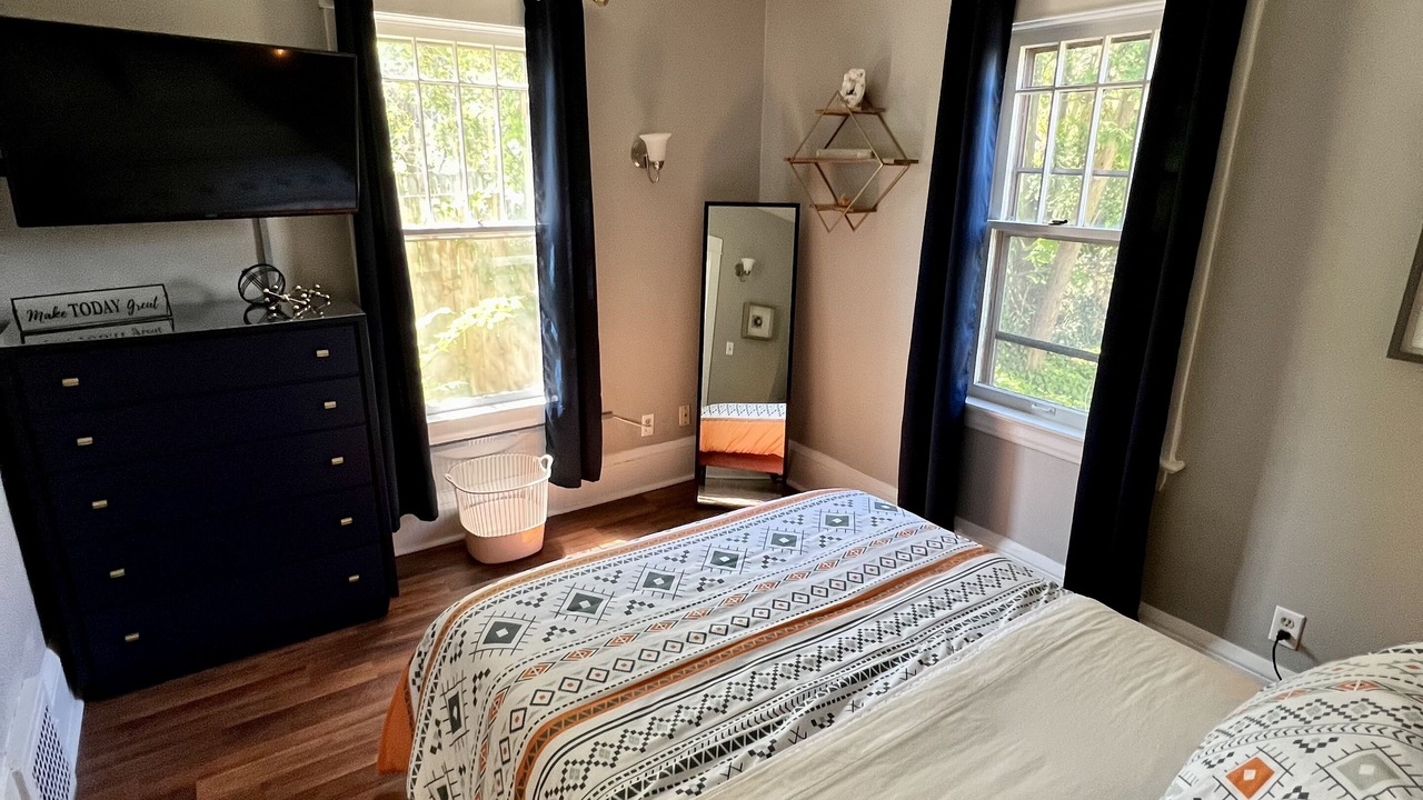 Photo of Bedroom in Highland Square