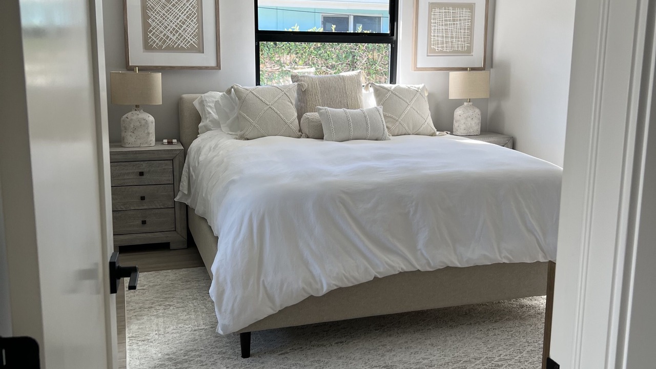 Photo of Bedroom in Naples Park