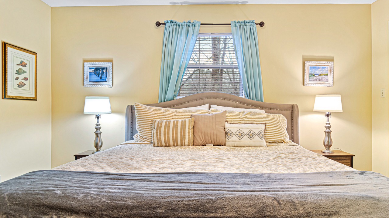 Photo of Bedroom in Rossville