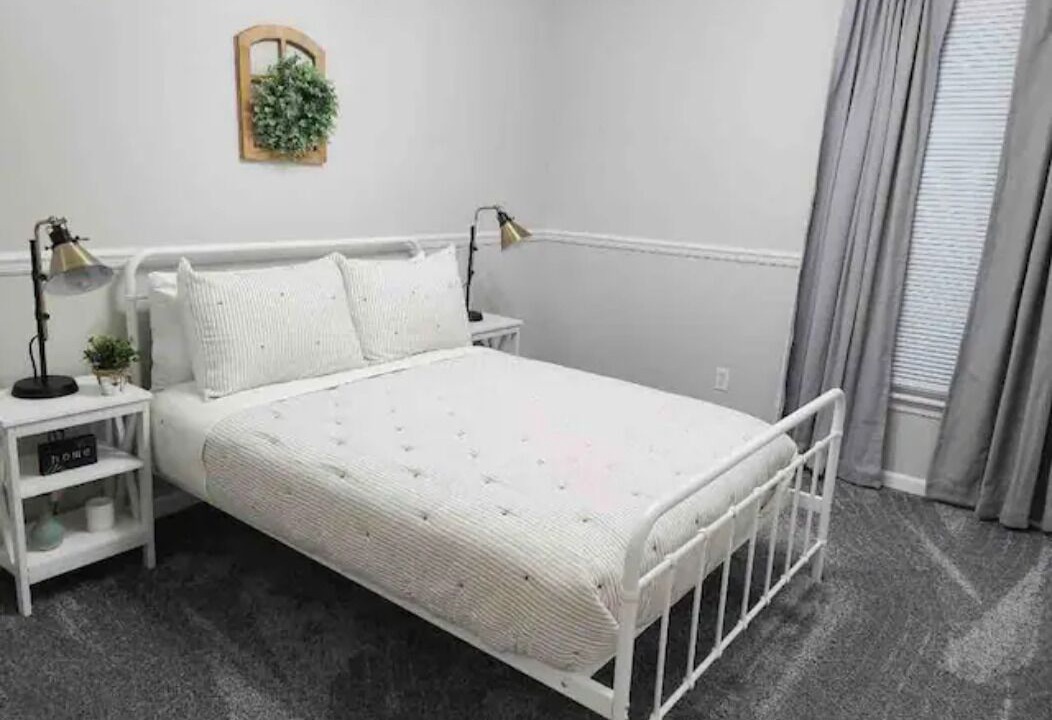 Photo of Bedroom in Warren