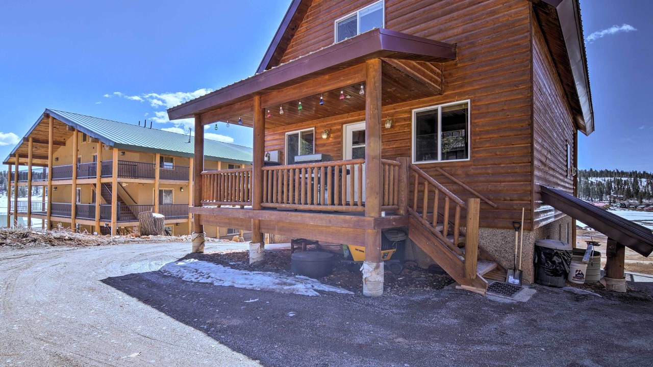 Photo of Outdoor in Meadow View Heights