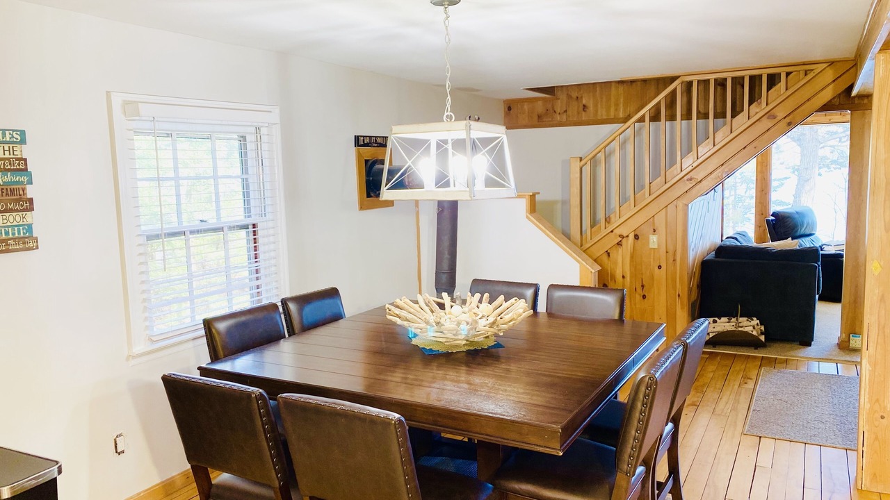 Photo of Livingroom in Ellsworth