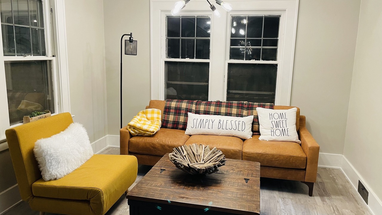 Photo of Livingroom in Rochester