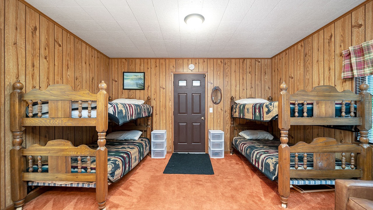 Photo of Bedroom in Tidioute