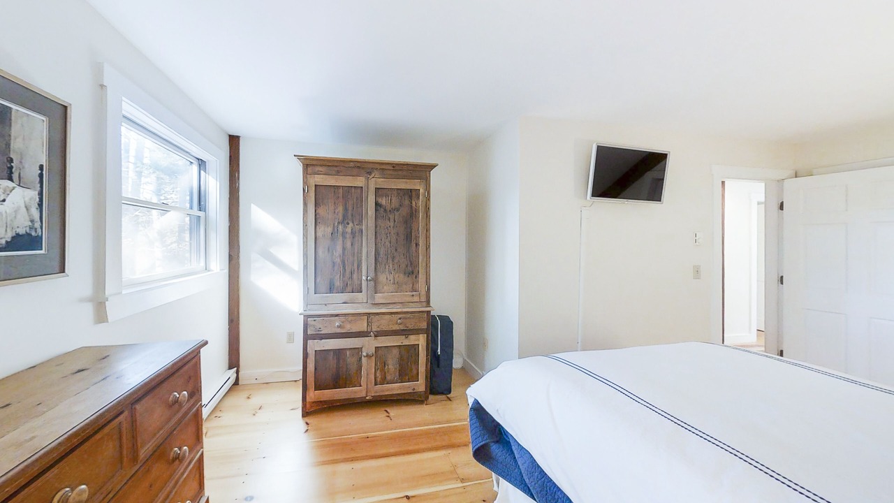 Photo of Bedroom in Bayville