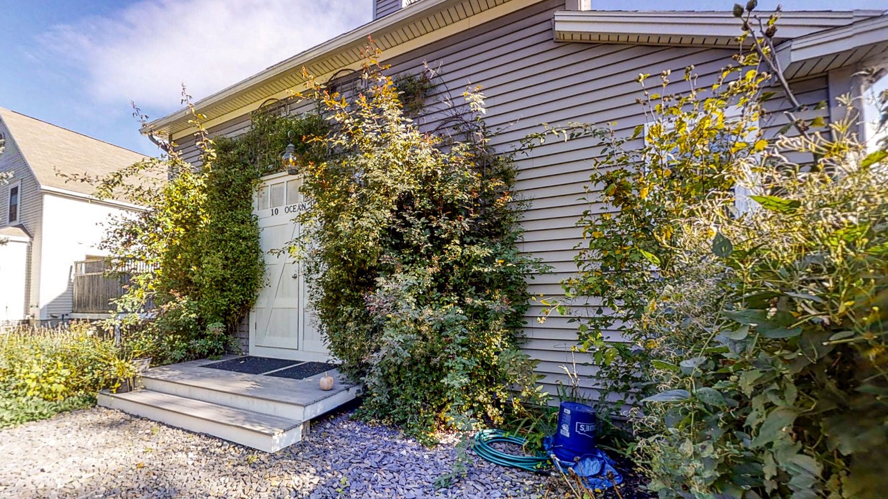 Photo of Outdoor in Pond Cove