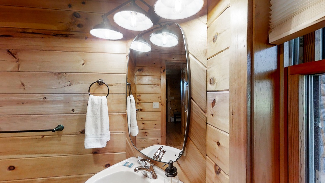 Photo of Bathroom in Boothbay Harbor