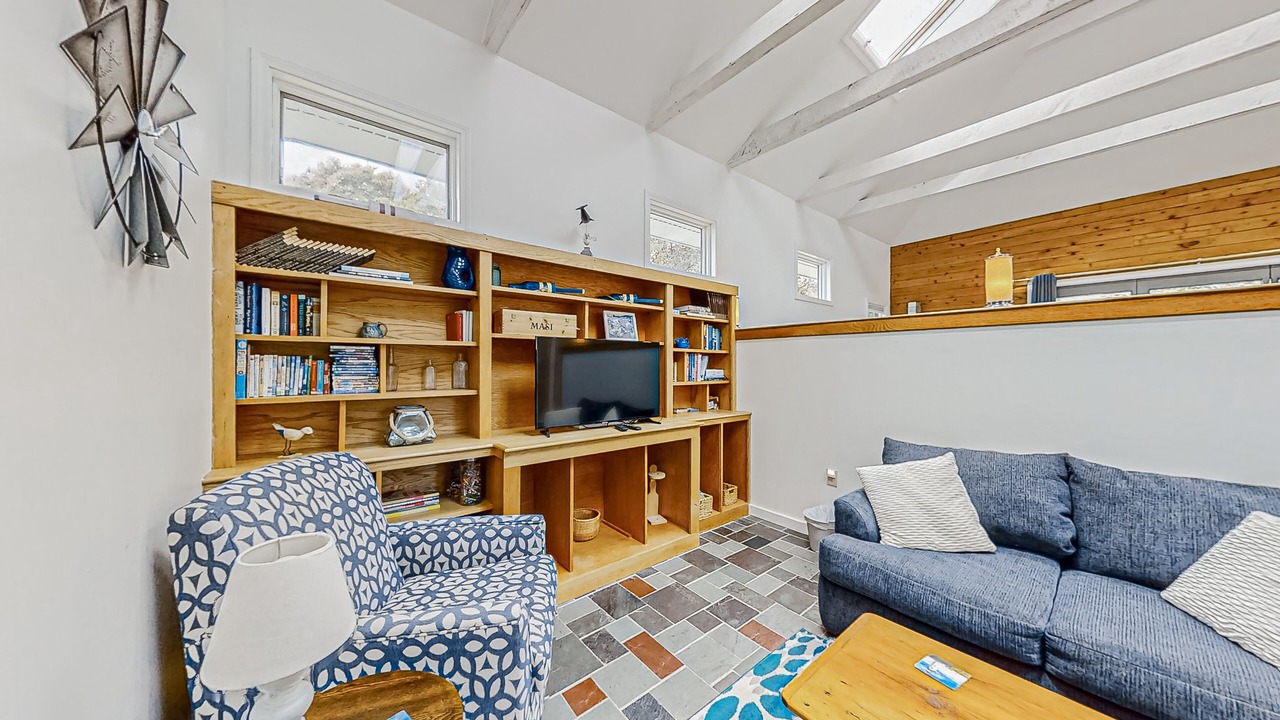 Photo of Livingroom in Lamoine