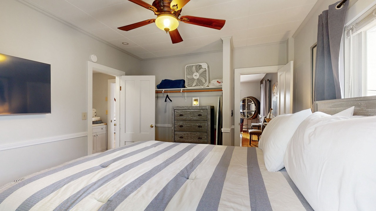 Photo of Bedroom in Boothbay Harbor