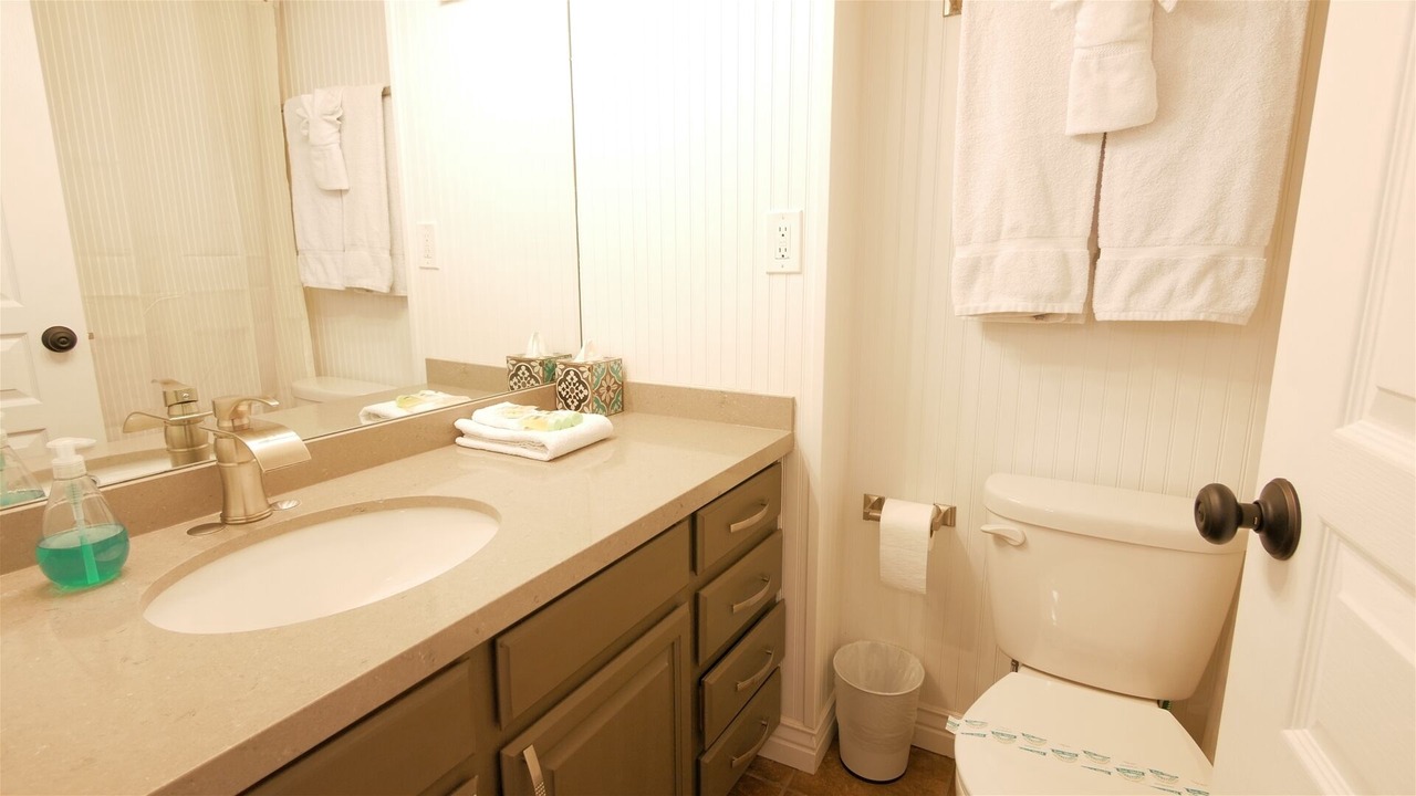 Photo of Bathroom in Eden