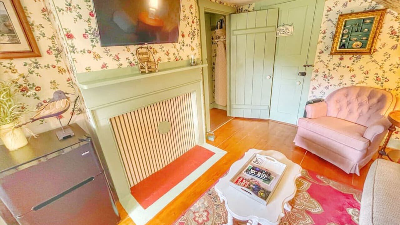 Photo of Livingroom in Trenton