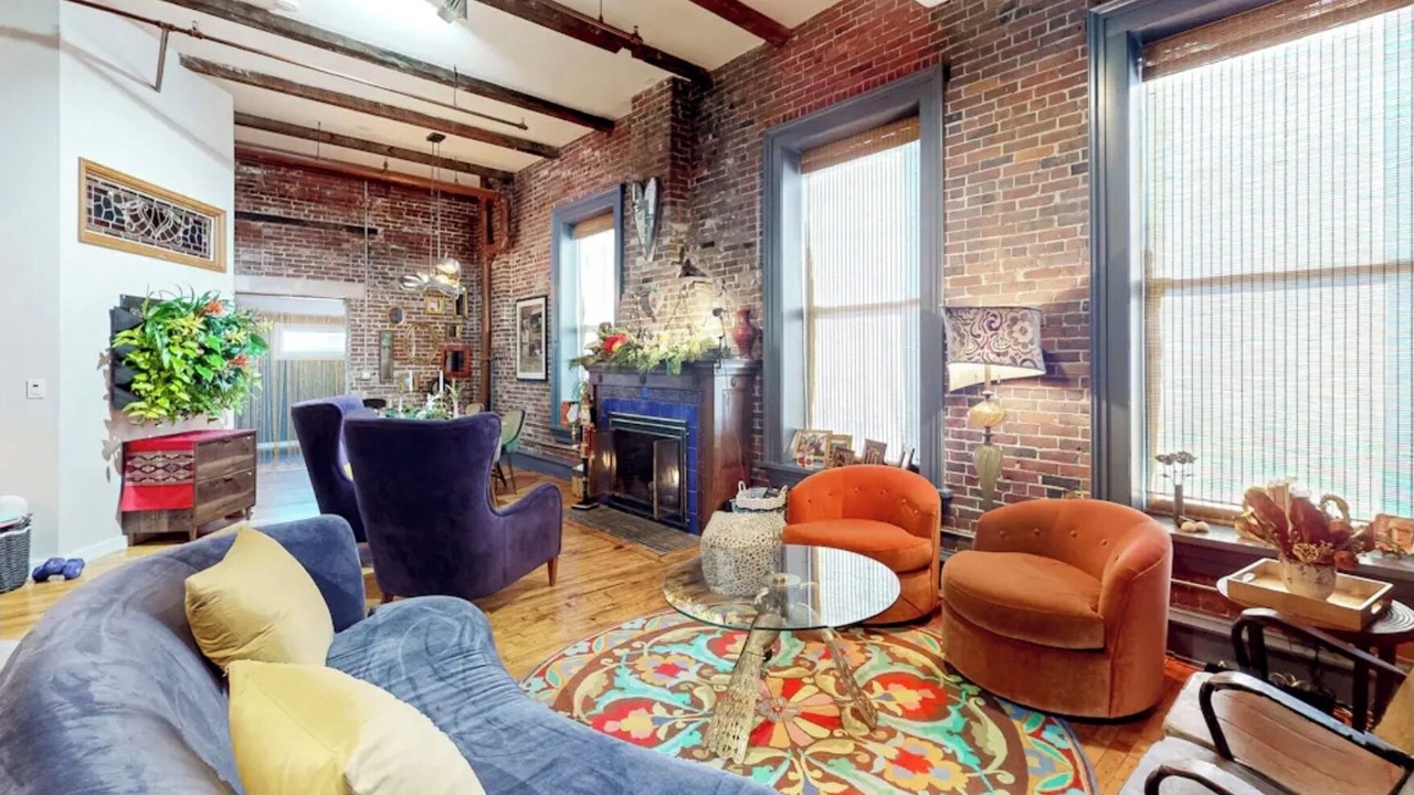 Photo of Livingroom in Downtown Portland