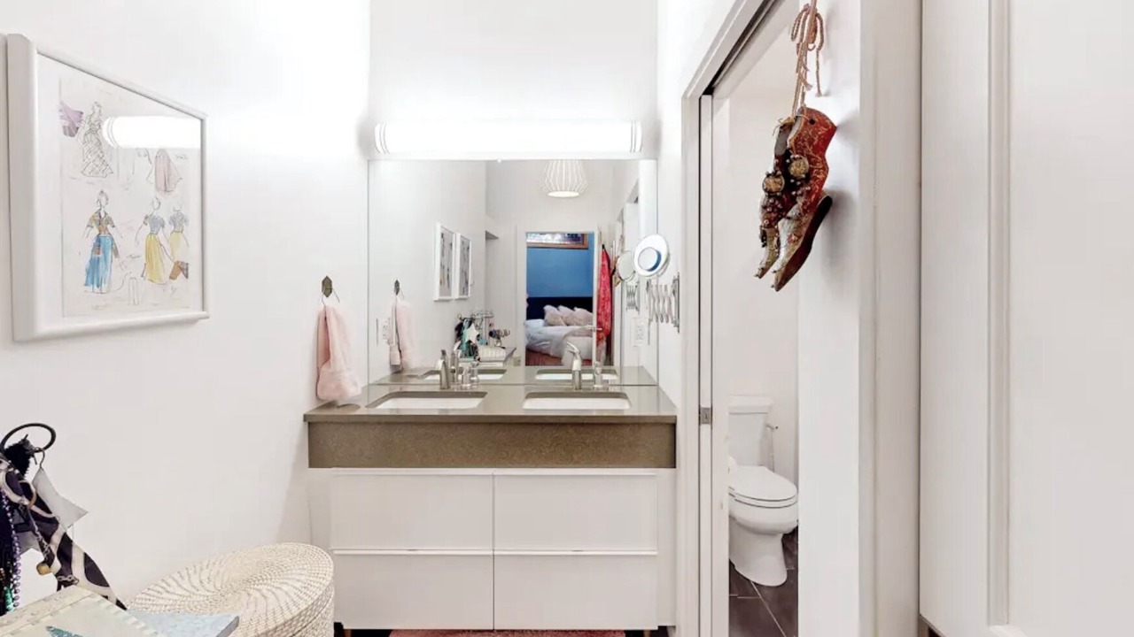 Photo of Bathroom in Downtown Portland