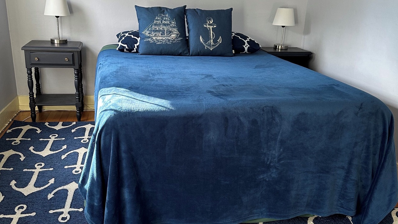 Photo of Bedroom in Bath