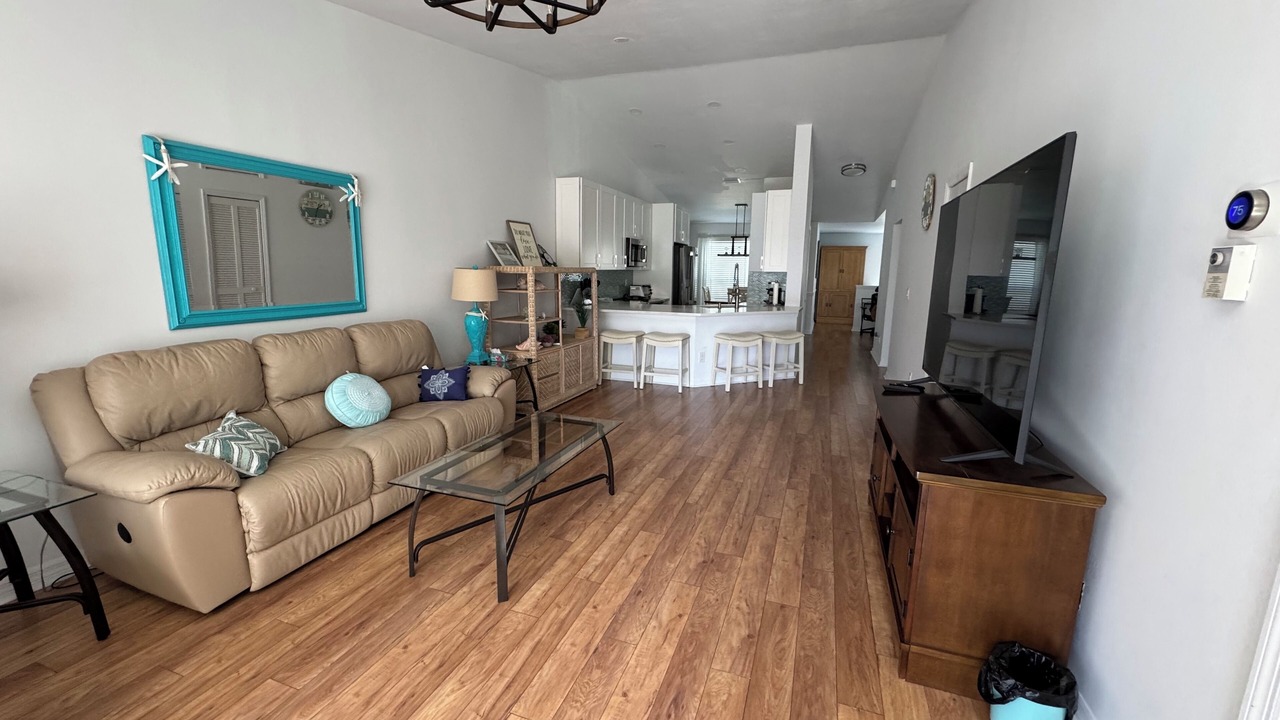 Photo of Livingroom in Naples Park