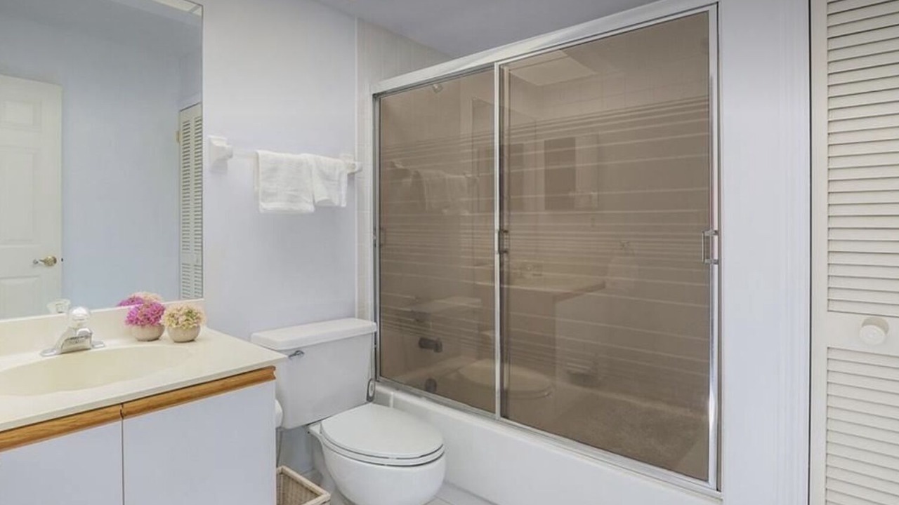 Photo of Bathroom in Naples Park