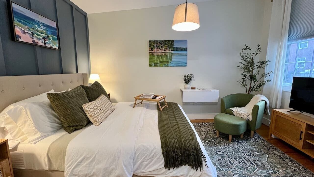 Photo of Bedroom in West End