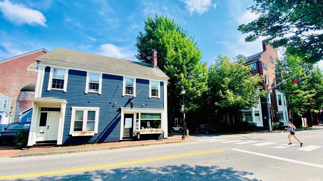 Photo of Outdoor in West End