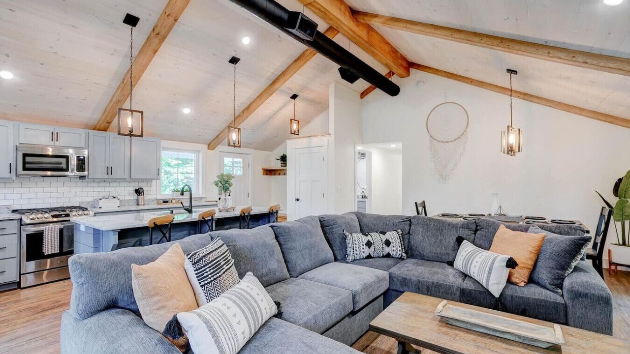 Photo of Livingroom in Center Conway