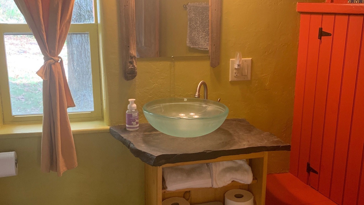 Photo of Bathroom in Alpine