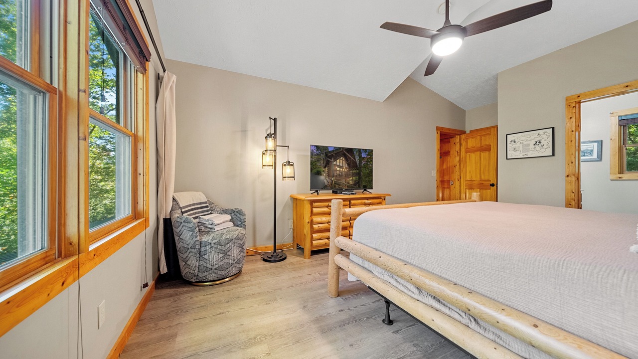 Photo of Bedroom in Black Bear Falls