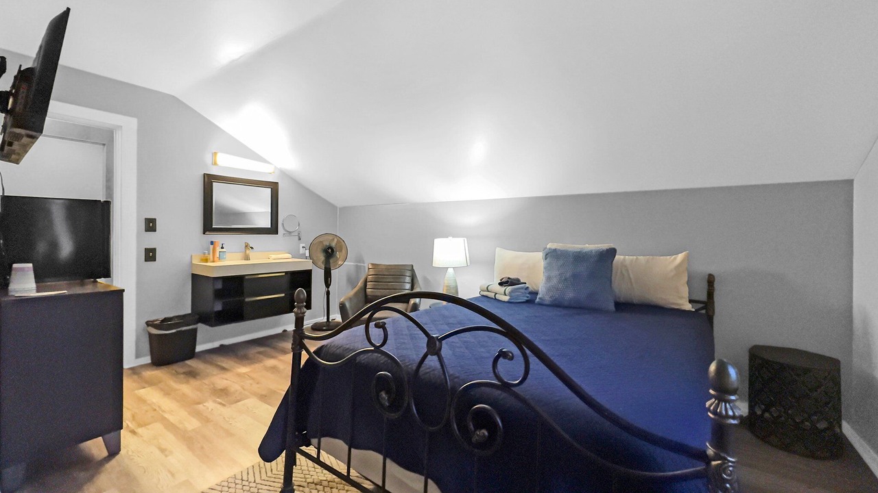 Photo of Bedroom in Ellicottville